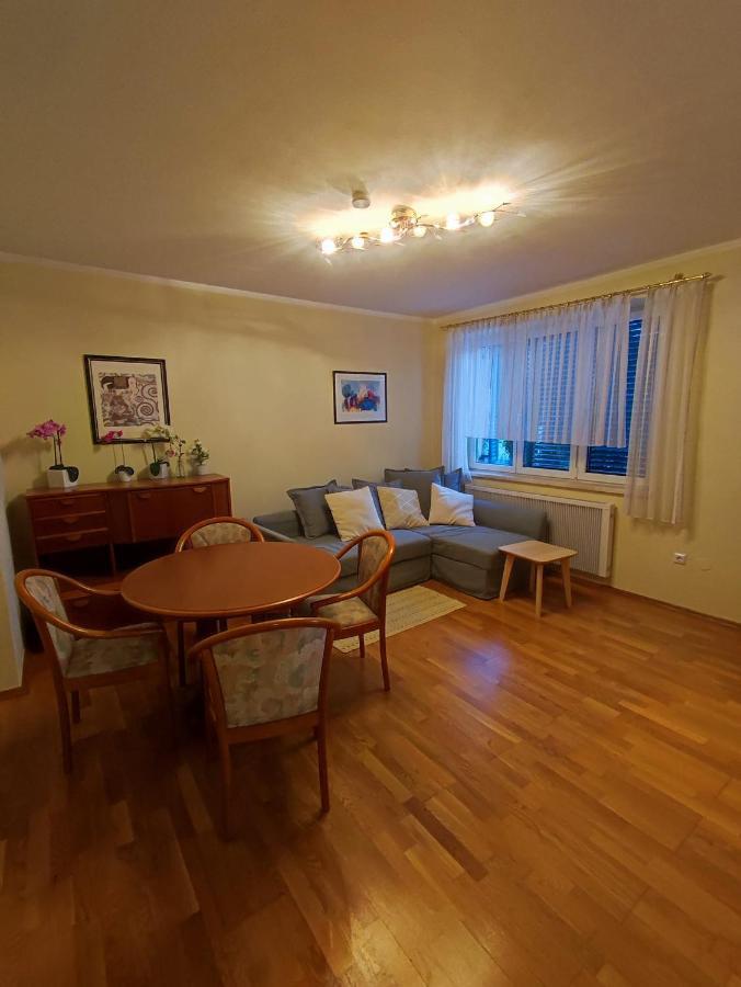 Apartment Inklusive Parkplatz Velden am Wörthersee Kültér fotó